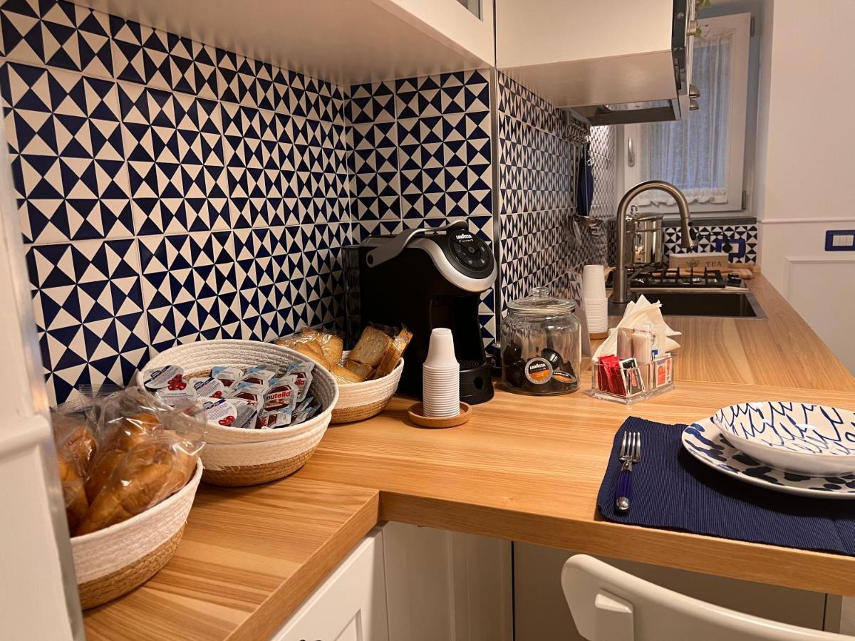 St. Vincent Apartment カステッランマーレ・ディ・スタービア エクステリア 写真