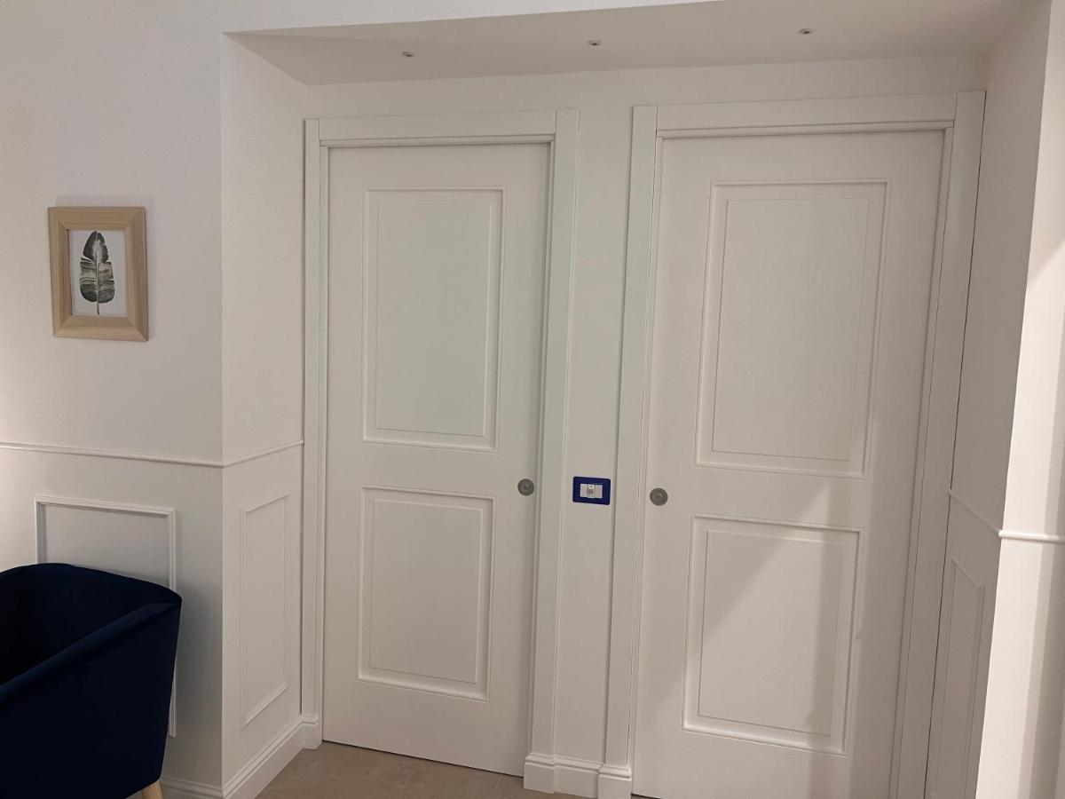 St. Vincent Apartment カステッランマーレ・ディ・スタービア エクステリア 写真